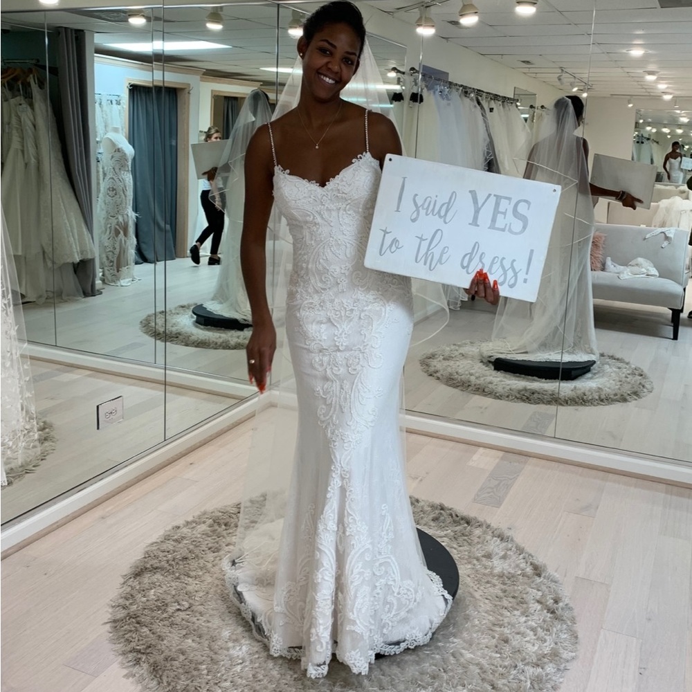 Gorgeous wedding gown